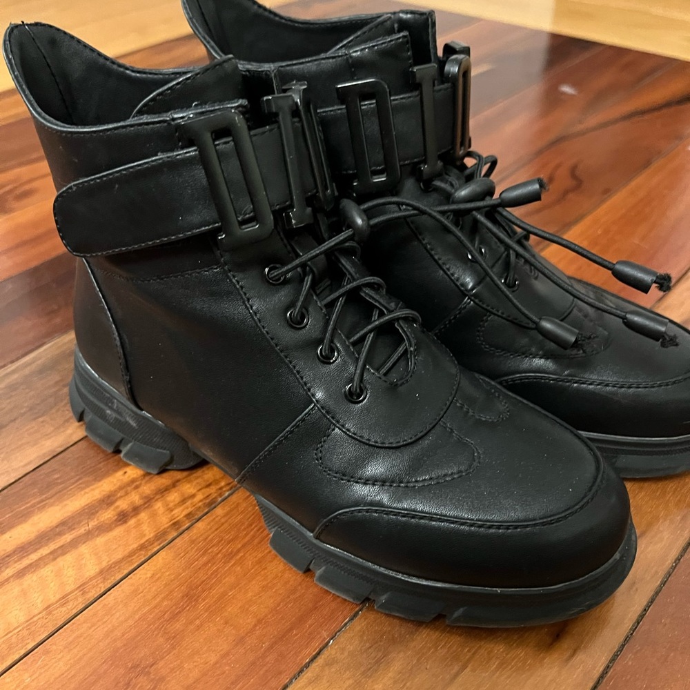 Dior shoes. Size 6